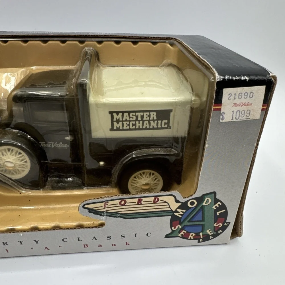 Liberty Classic Master Mechanic Ford Model A Pickup Coin Bank 1:25 #1203 New